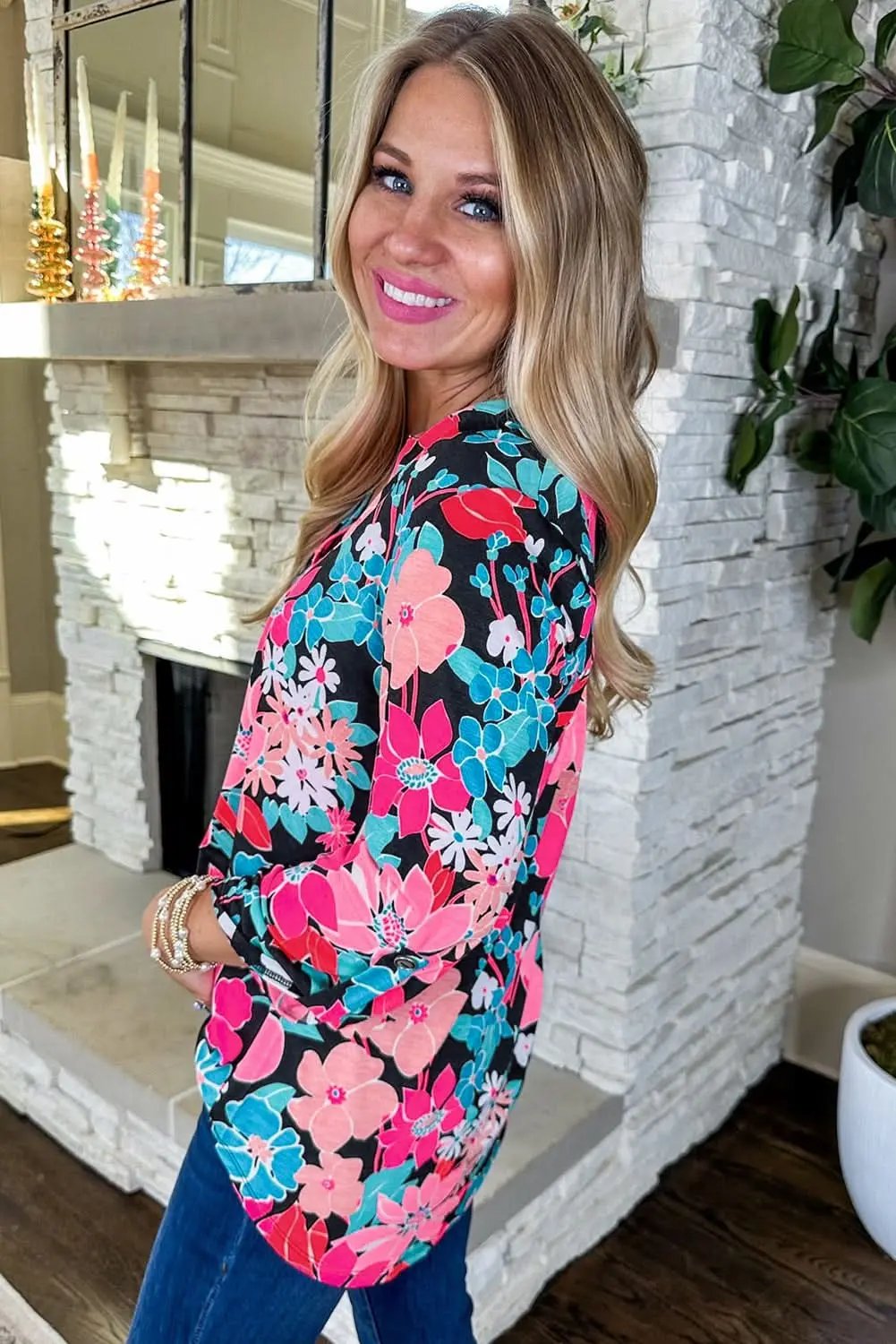 Love Salve Pink Floral V Neck Roll Tab Sleeve Blouse