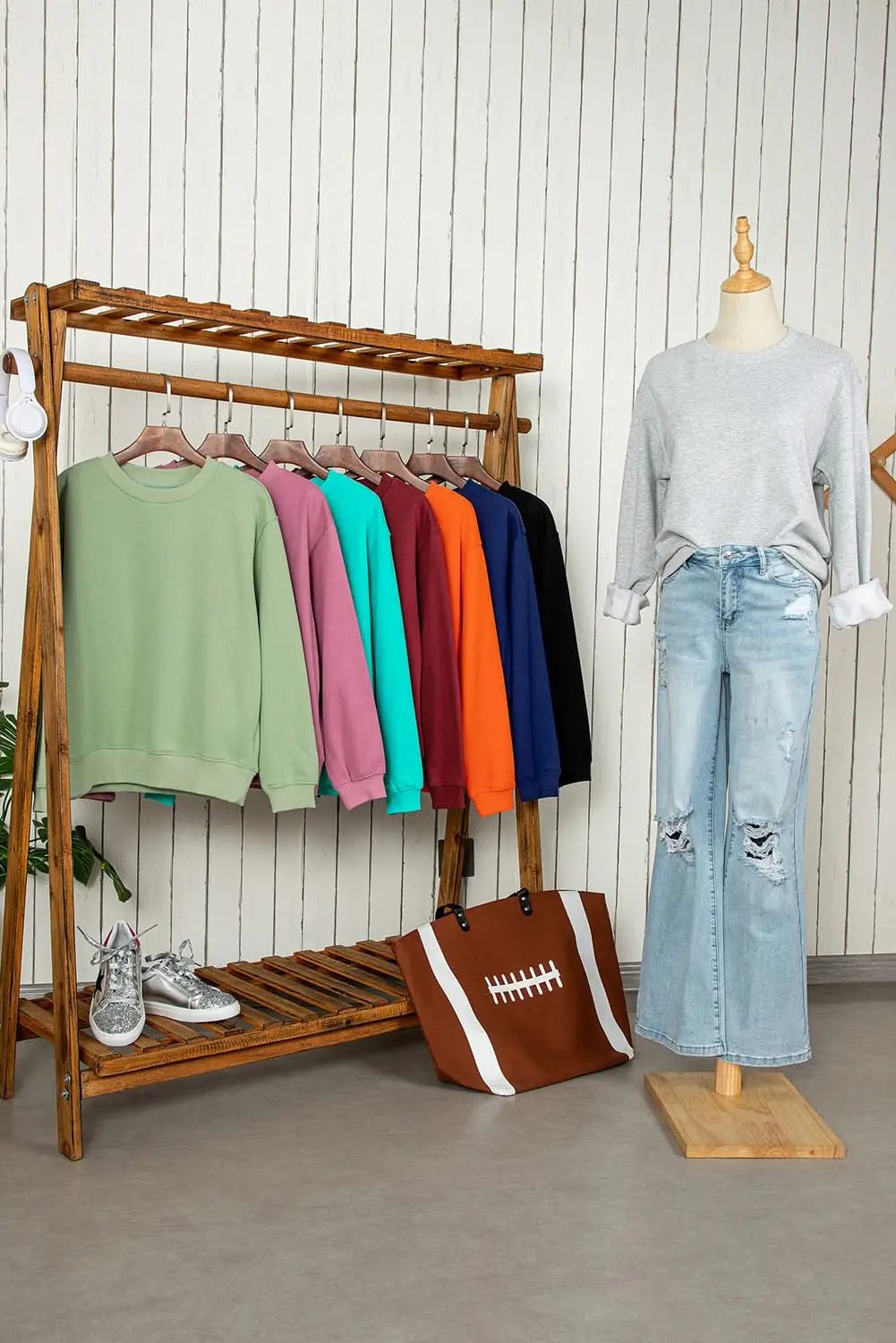 Love Salve Fleece Sweatshirt Women's Daily Wear Pullover Soft & Cozy