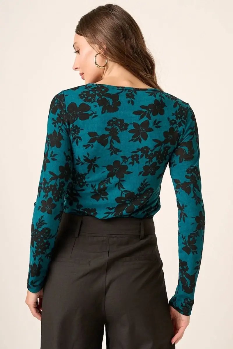 Trendsi Flower Print Knit Top Women's Casual Long Sleeve Soft Knit