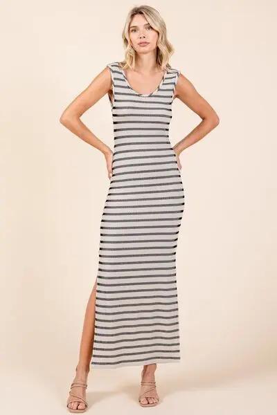 Trendsi Striped Maxi Dress Women's Summer Casual Long Dress - Scoop Neck, Sleeveless