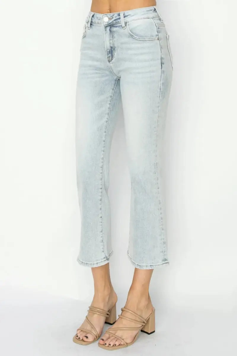 Cropped Flare Jeans - Comfortable Fit - Everyday Denim