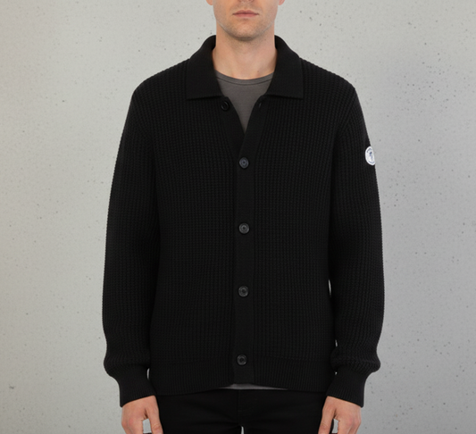 Seacliff button Long Sleeve (Raven Black)