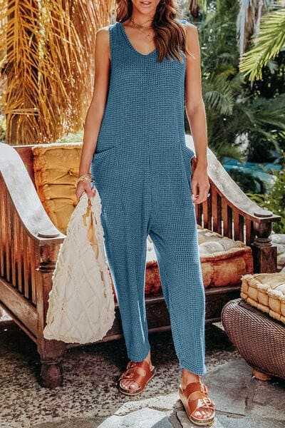 Sleeveless Jumpsuit - With Pockets - Chic