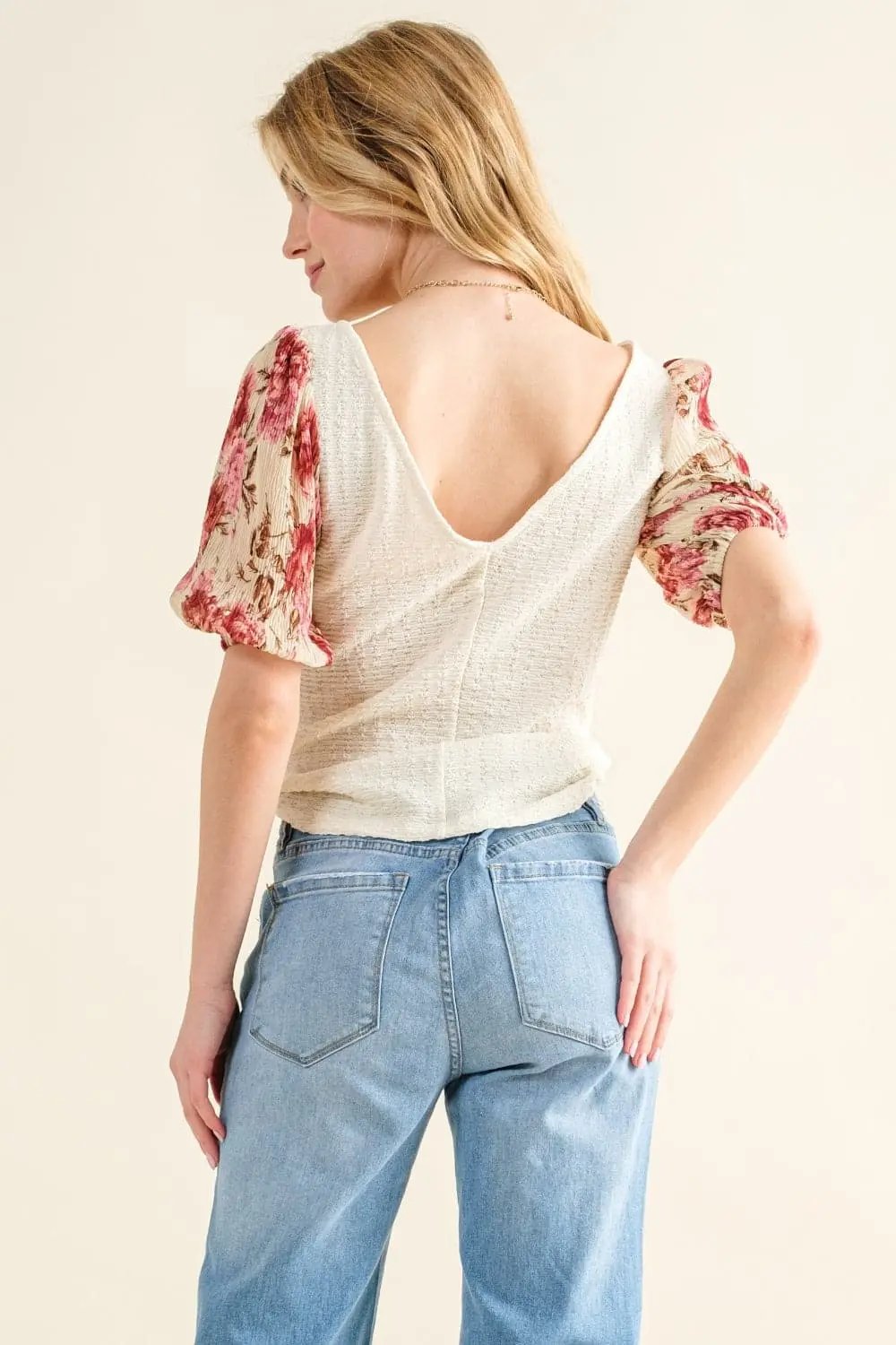 Trendsi Floral print textured sleeve top