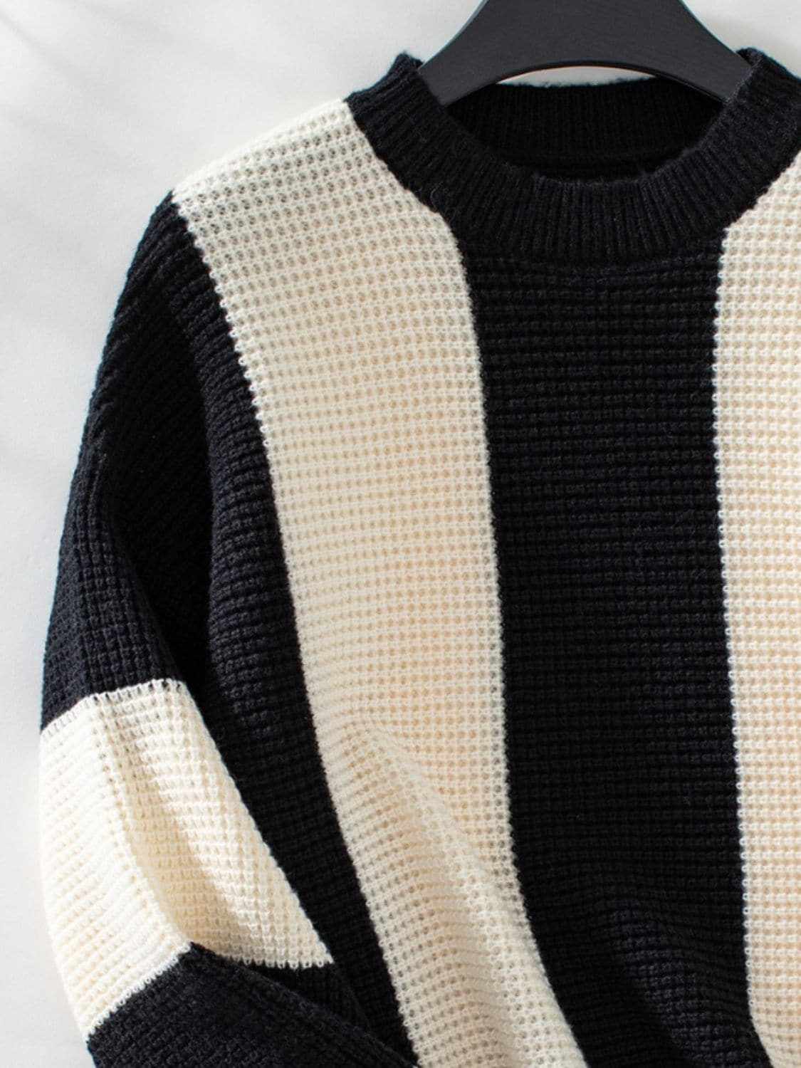 Trendsi Color block knit sweater - round neck