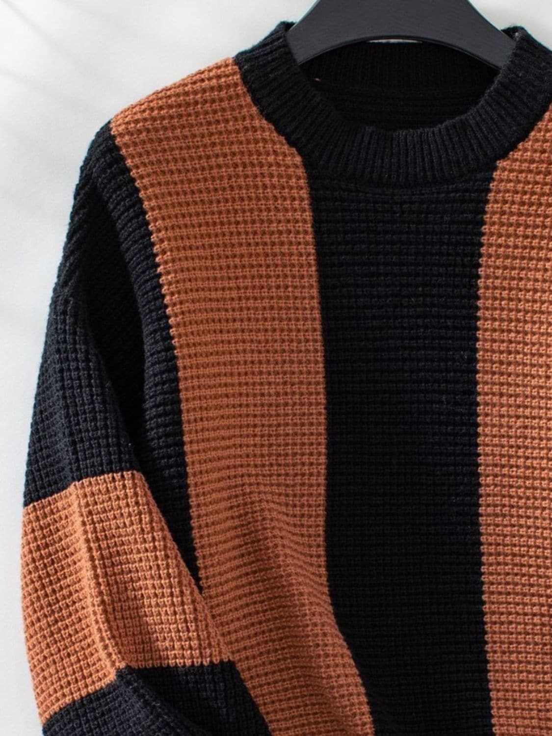 Trendsi Color block knit sweater - round neck