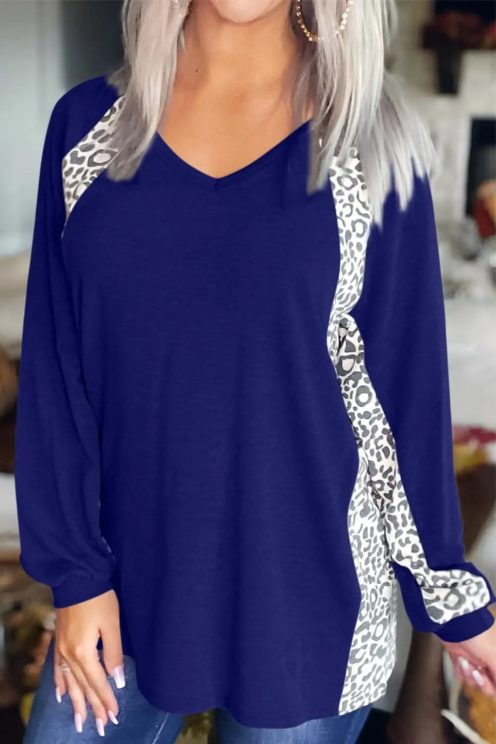 Trendsi Leopard print v-neck long sleeve tee