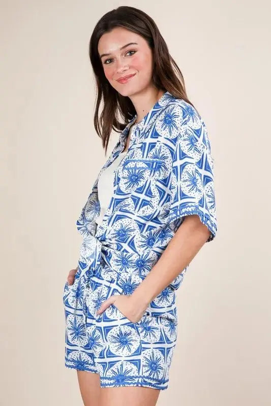 Women's Plus Size Shirt & Shorts Set - Tropical Print - Summer Casual