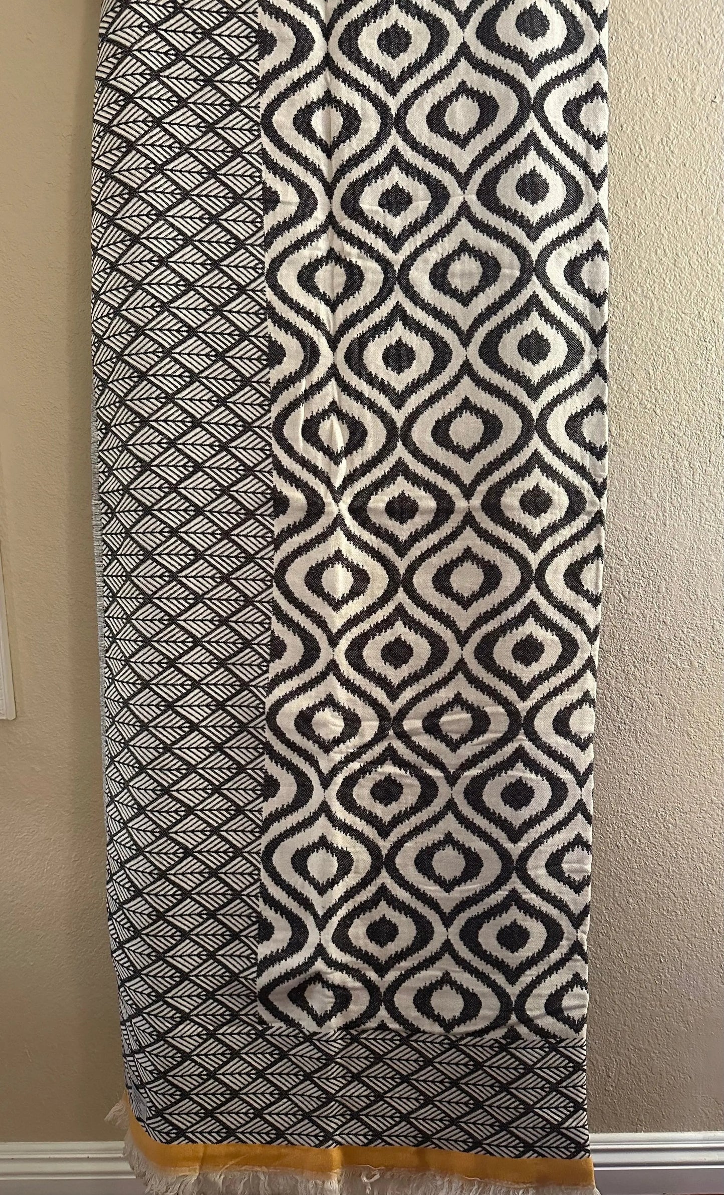 Throw Blanket - 100% Turkish Cotton - Ikat Yellow