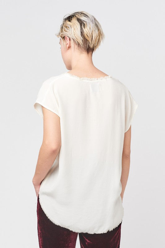 Feather Tee