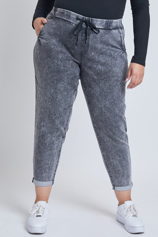 Missy Plus Mid Rise Jogger Cuffed Pant