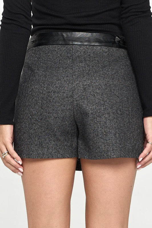 Mini wrap skirt short leather contrast