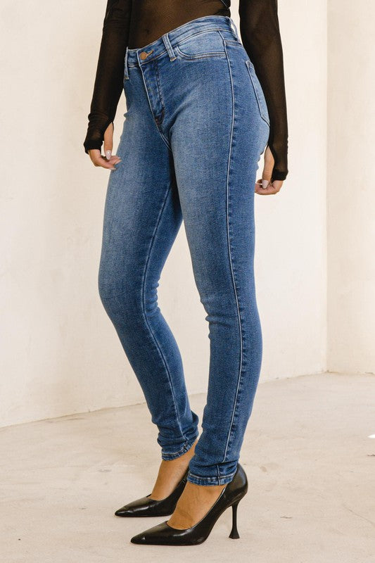 Brushed Interior Low Rise Skinny Jean
